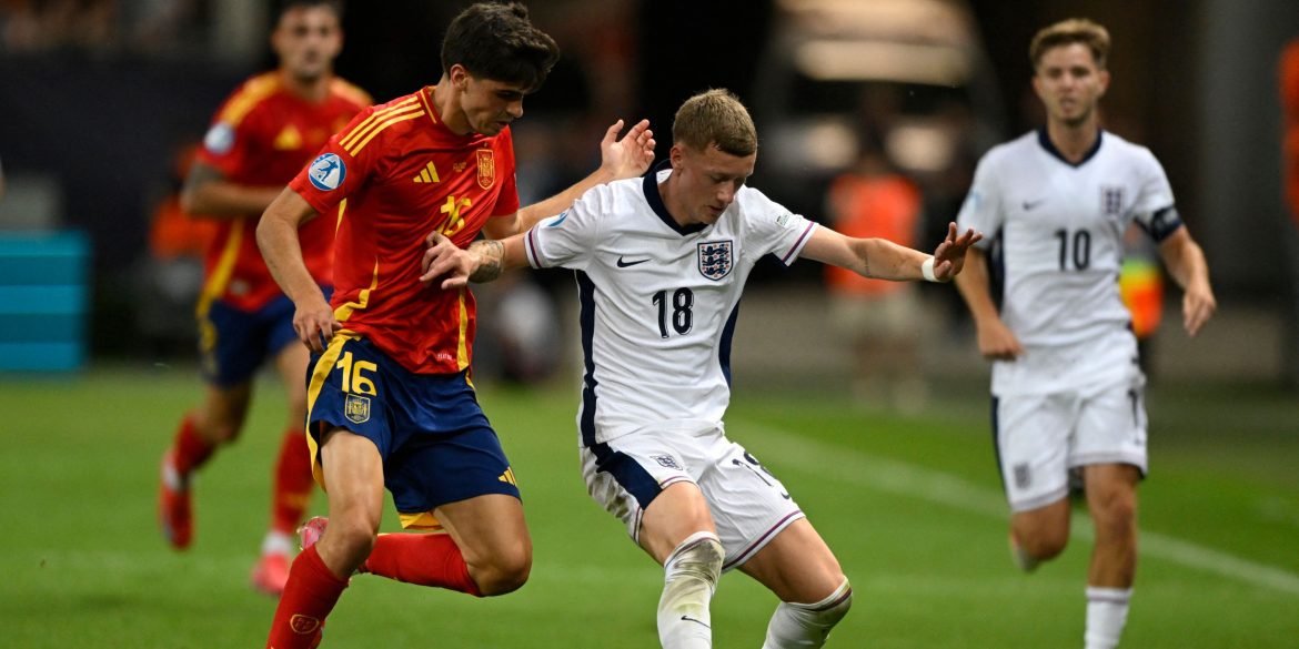 Everton ready January bid for "incredible" £17m full-back, now a top target